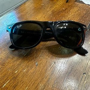 Kids Ray-Ban Sun Glasses